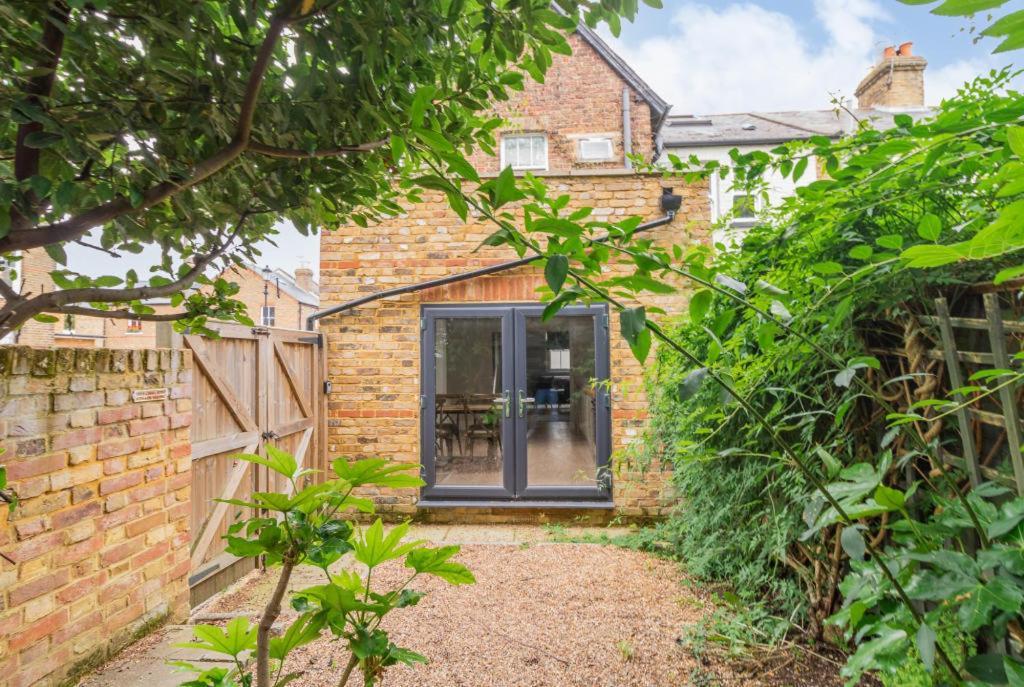 Delightful 2 Bedroom House Central Windsor Exterior foto